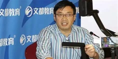 近日知名学者汤家凤的公开喊话，把缠了国内行业圈许久的文化商标抢注乱象，彻底摆上台