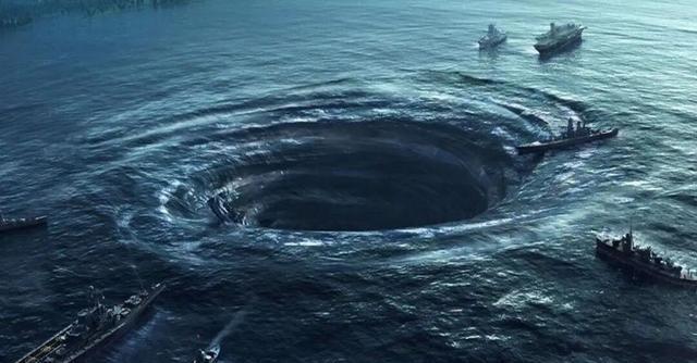 一发鱼雷，打得好，打得及时，打清醒了全世界的海军，让海军知道，军舰不是邮轮游艇，