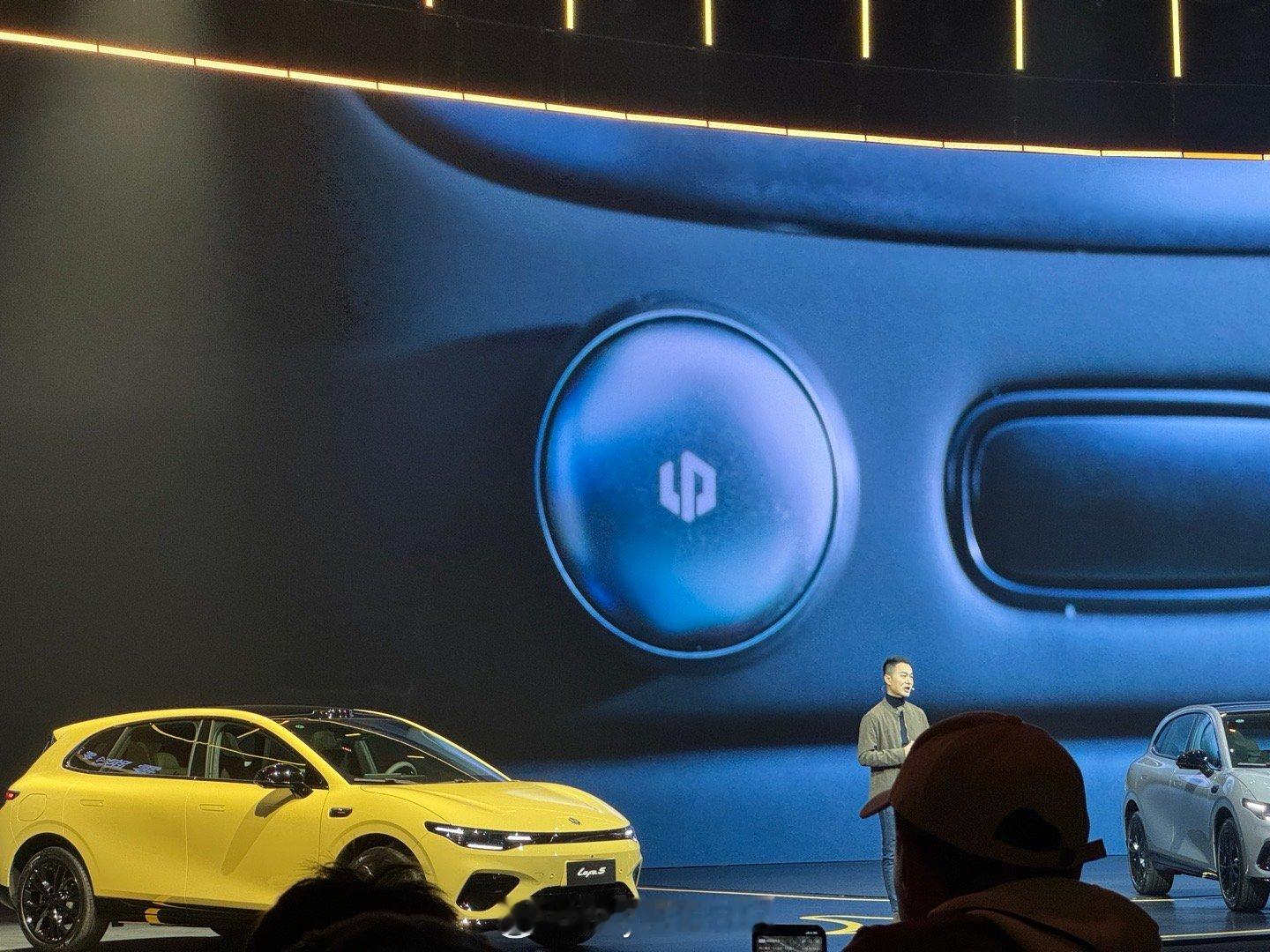 这个小旋钮最近很流行啊！智己上看到了，蔚来也出了，在零跑上也看到了！有用过的朋友