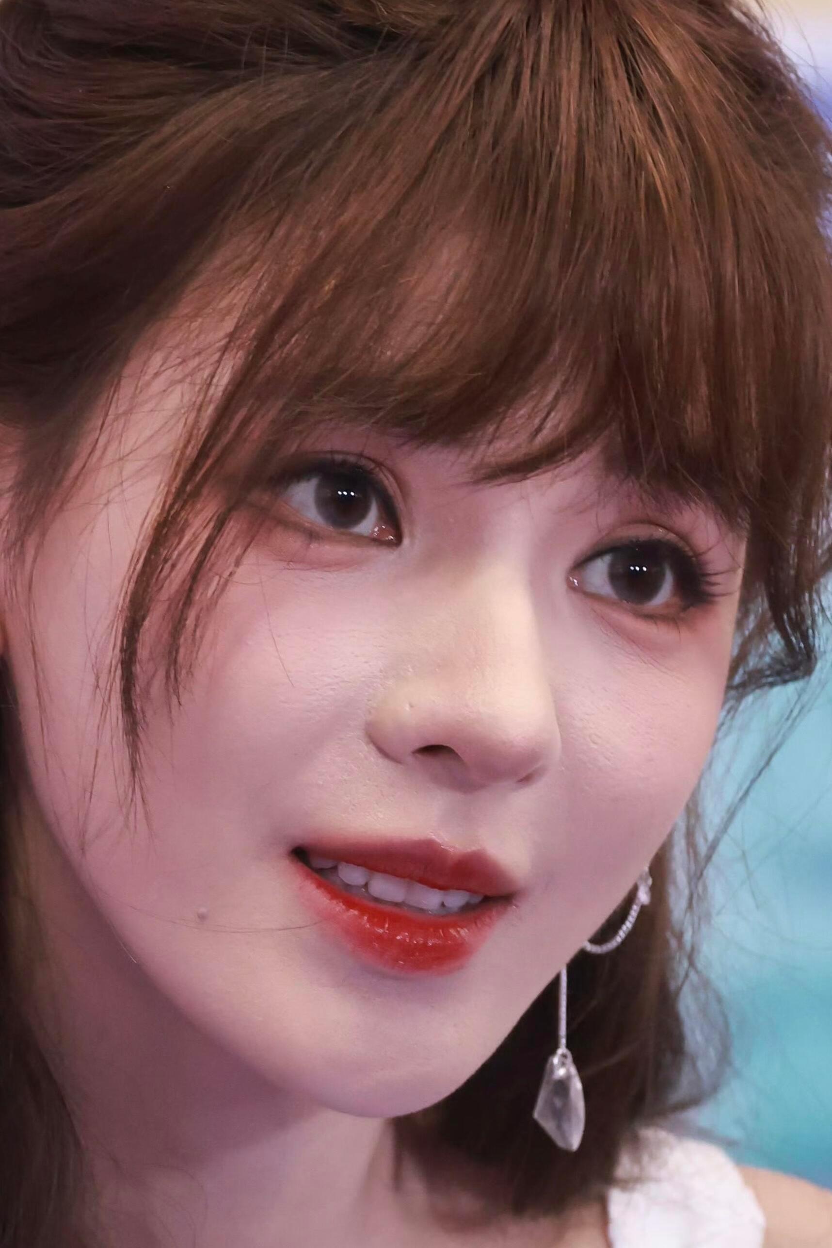 张予曦✘无懈可击的怼脸生图​​​