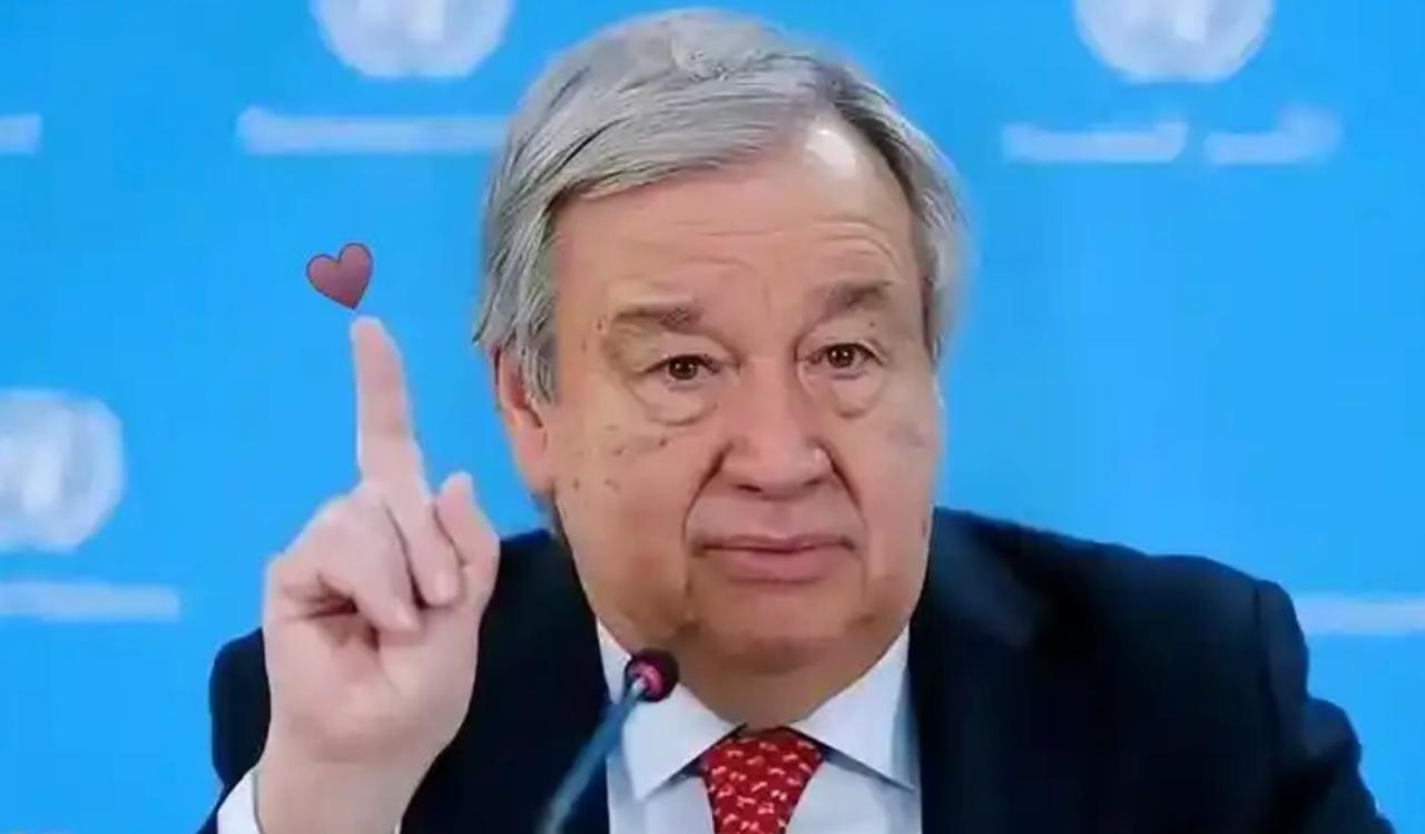 俄罗斯打乌克兰，美国光明正大地给乌克兰送武器；现在美国打伊朗，俄罗斯也开始光明正