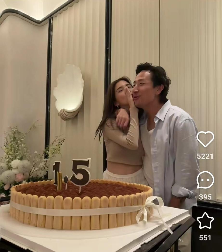 董洁沉默了章小蕙也不吱声了实在没有想到，吴千语的粉丝那么会，仅第2场直播，销