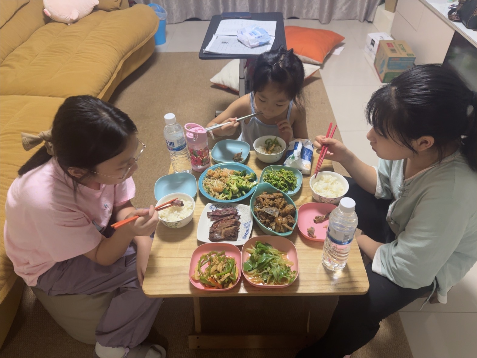 传说中的小孩儿桌