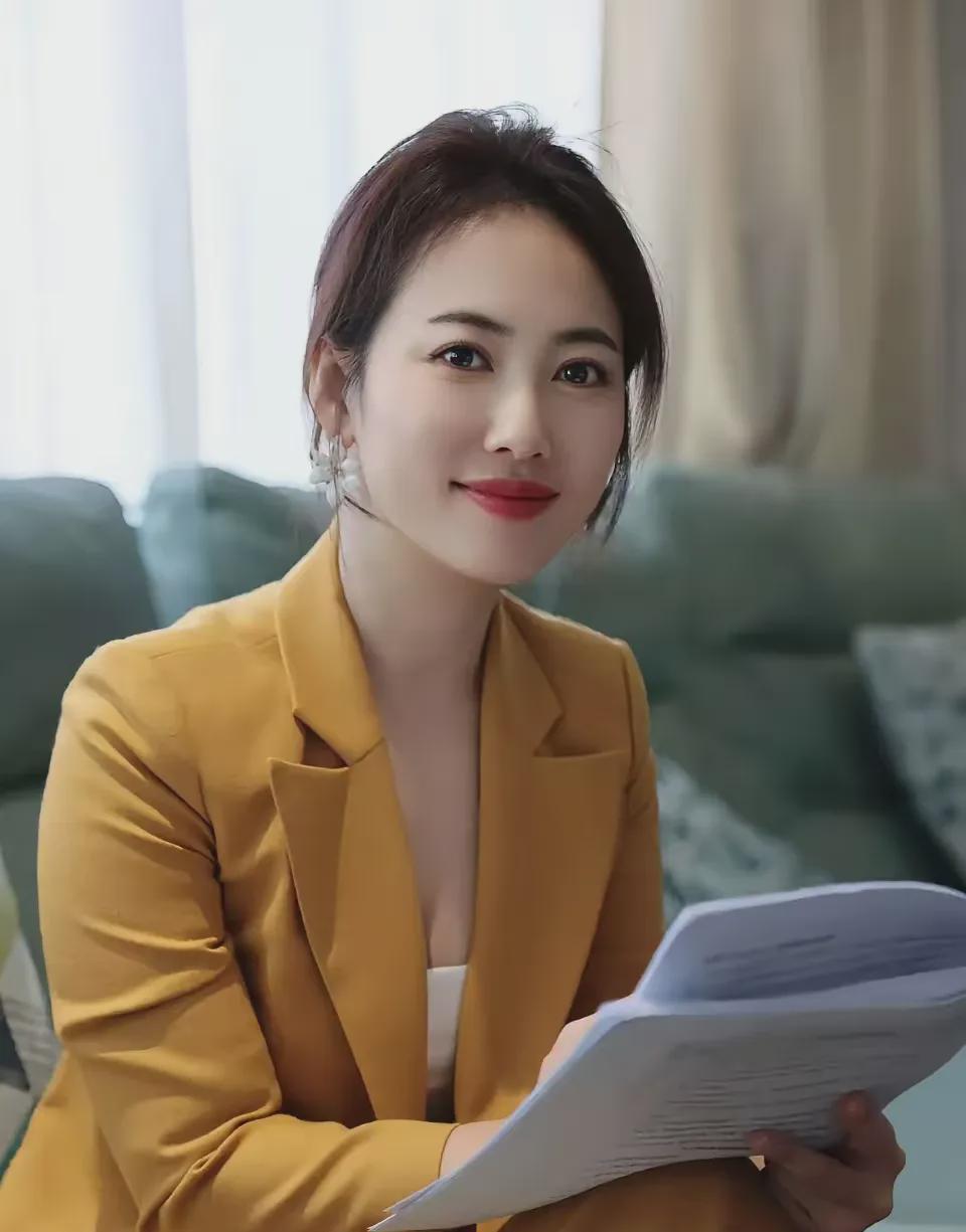 唉，这种临时夫妻还真不少！我们公司有个小伙，妻子在家照看孩子和学习，他独