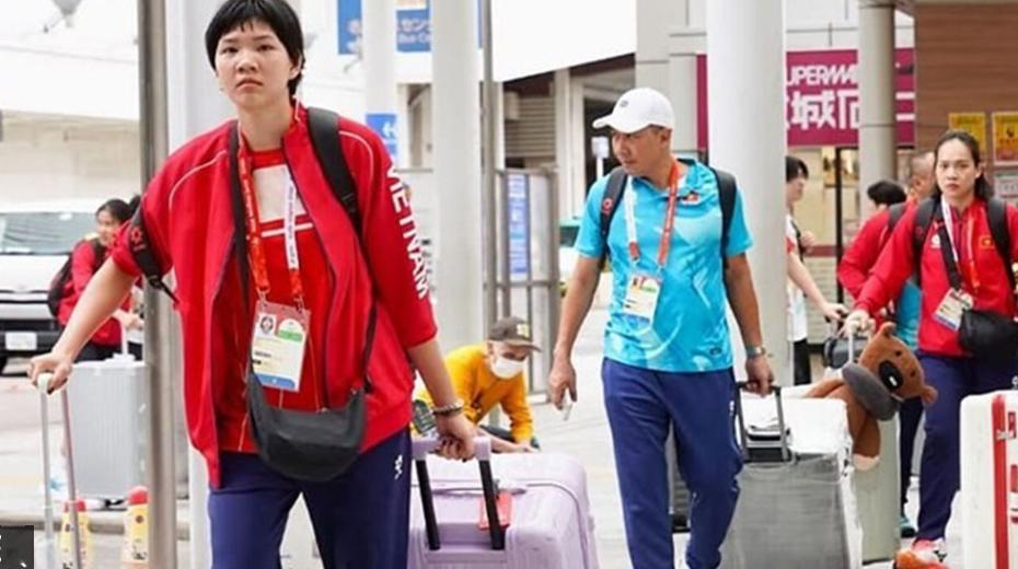 日本人没想到！名古屋亚运会彻底崩盘，失去中国市场的代价太惨重了。9月19日名古屋亚运会揭幕，日本等了