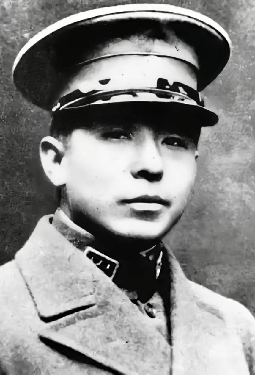 1975年，蒋介石去世后，张学良送来挽联，挽联只有16个字：“关怀之殷，情同骨肉