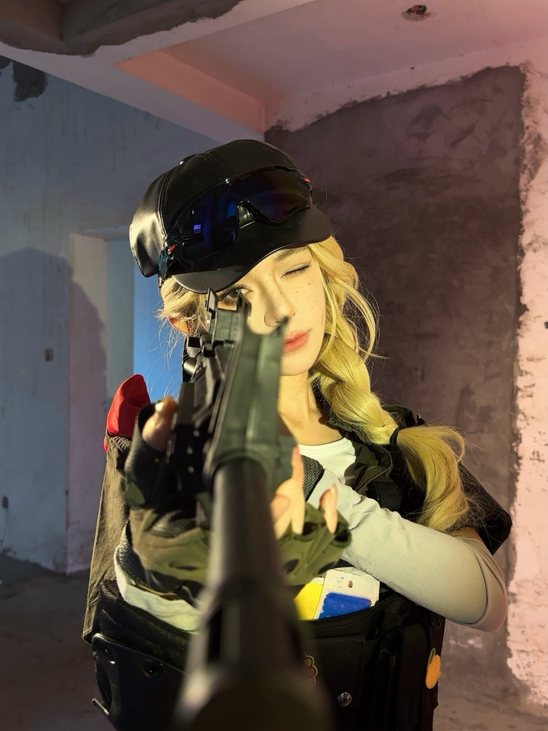 就先修了这些哈哈～剩下的剩下再说～摄影老师给我看了大概感觉的照片有点小忐忑哈哈