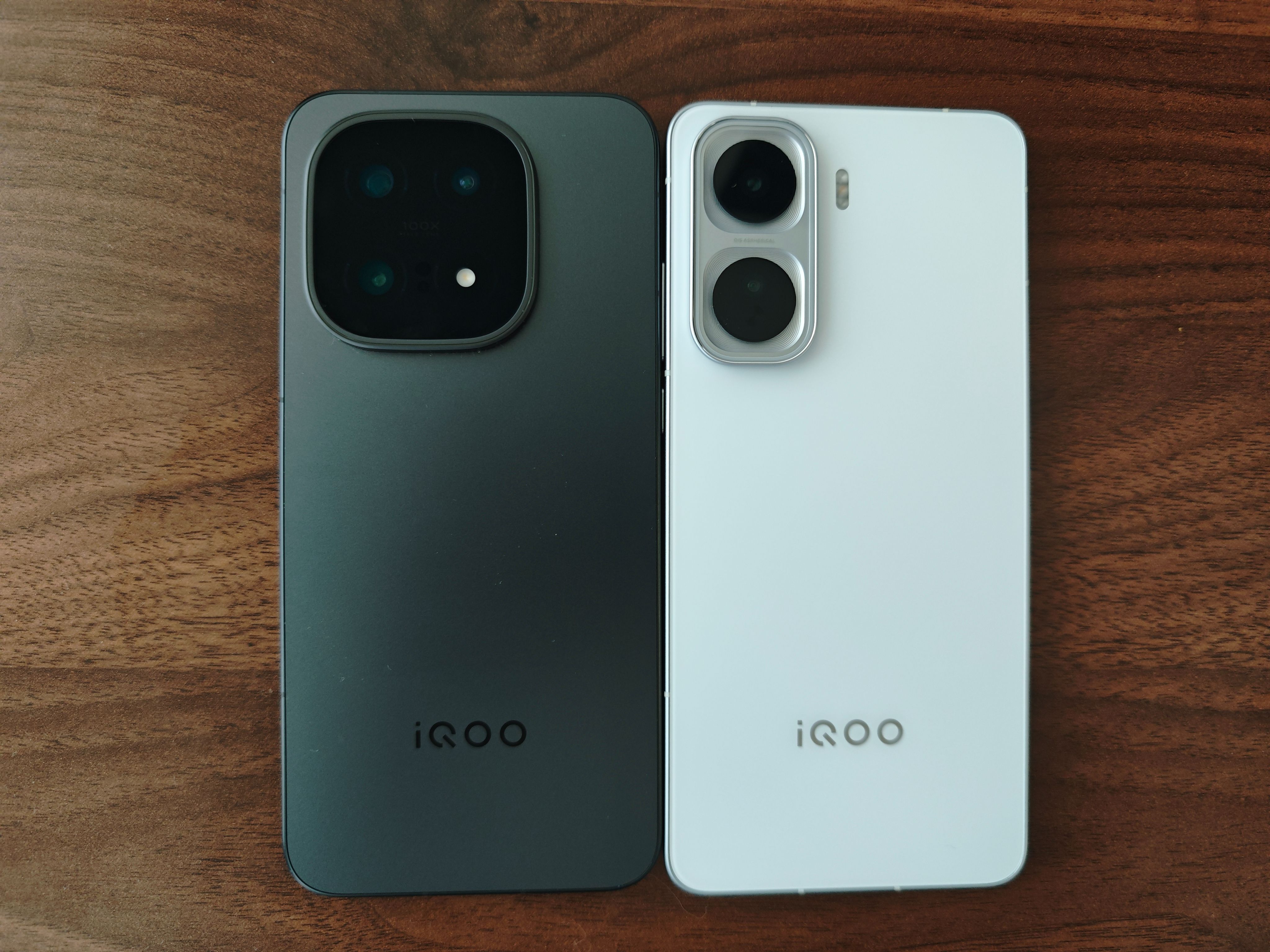 和大家聊个有意思的话题，你们觉得明年手机厂商会普及2k屏幕吗？突然想到这个，是因