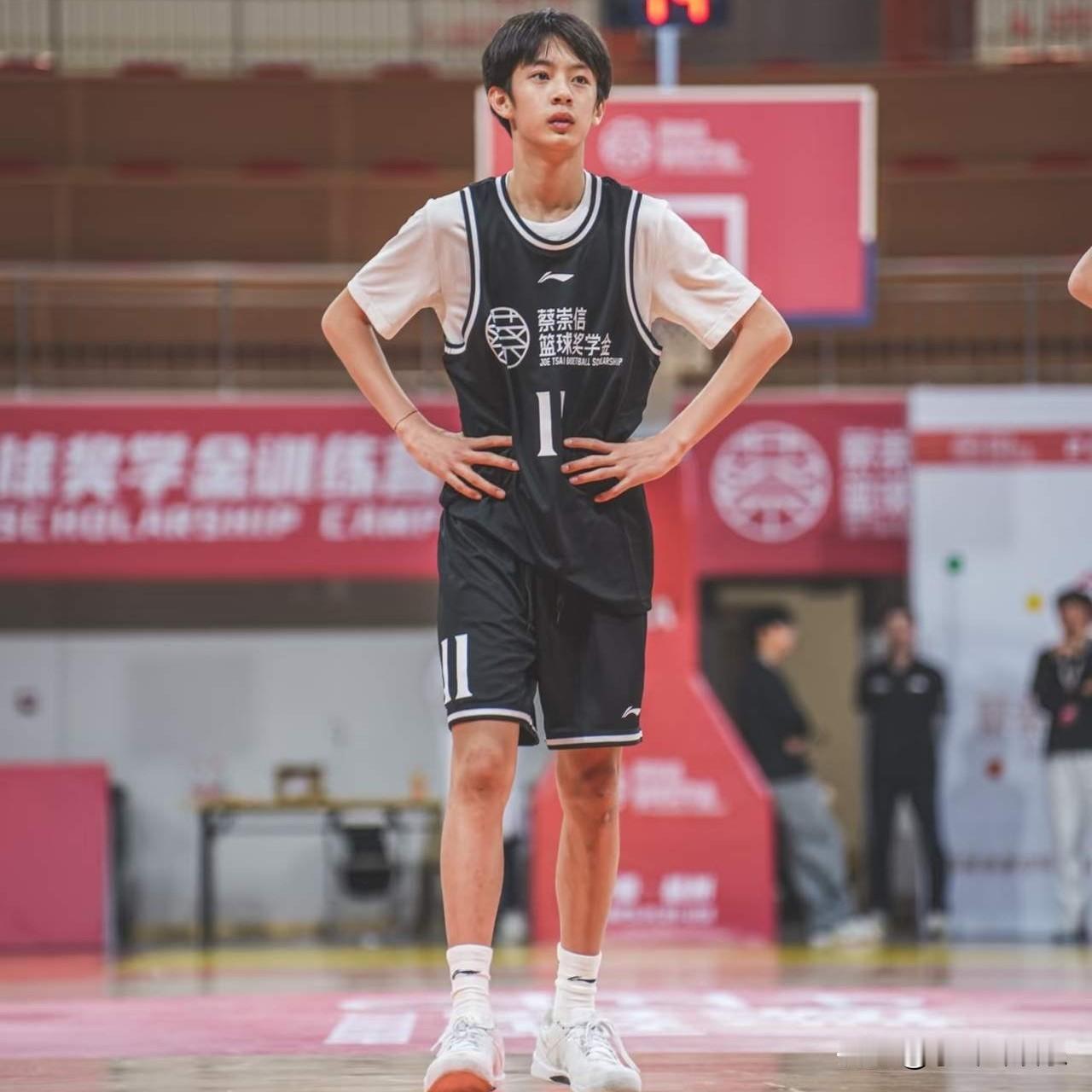 孙俪的儿子读的上海国际学校我好奇搜了一下搜完后我惊呆了，没想到竟然还是一