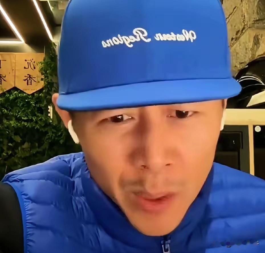 初一就辍学的23岁外卖员:“底层人的出路在哪?我不服，我凭什么只会干外卖？我