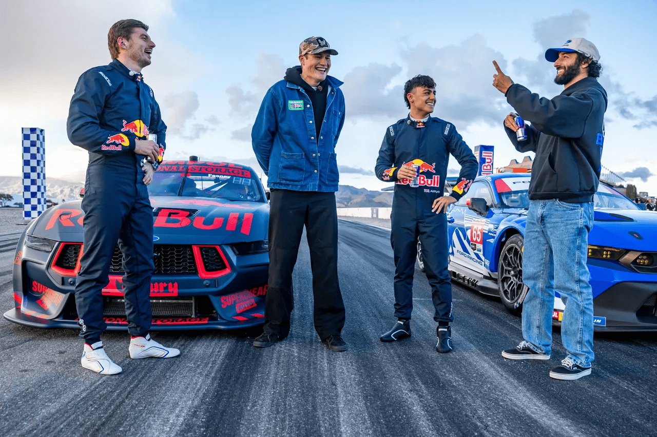 维斯塔潘谈如何获得3号: 没错, 我和里卡多一起喝了几杯