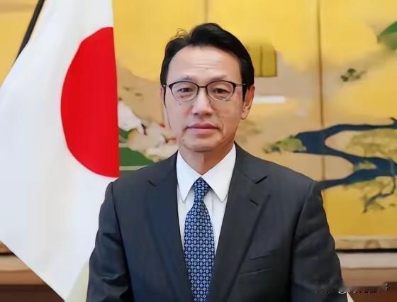 忍不住了！日本前外务省副大臣表示，G7国家中，只有日本因疏远中国，正走向被孤立。