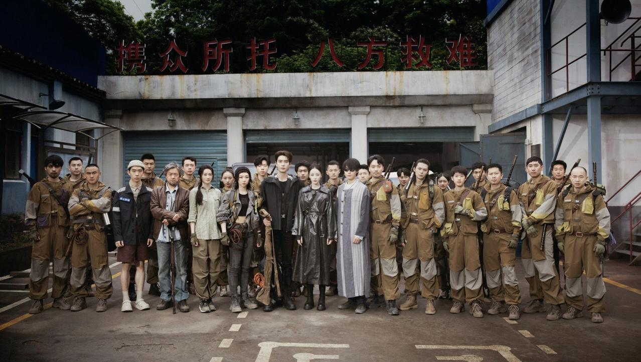 枭是兽，有天生的优势，而南山猎人真的是在拿肉搏，用命来换苍生太平。南山猎人出