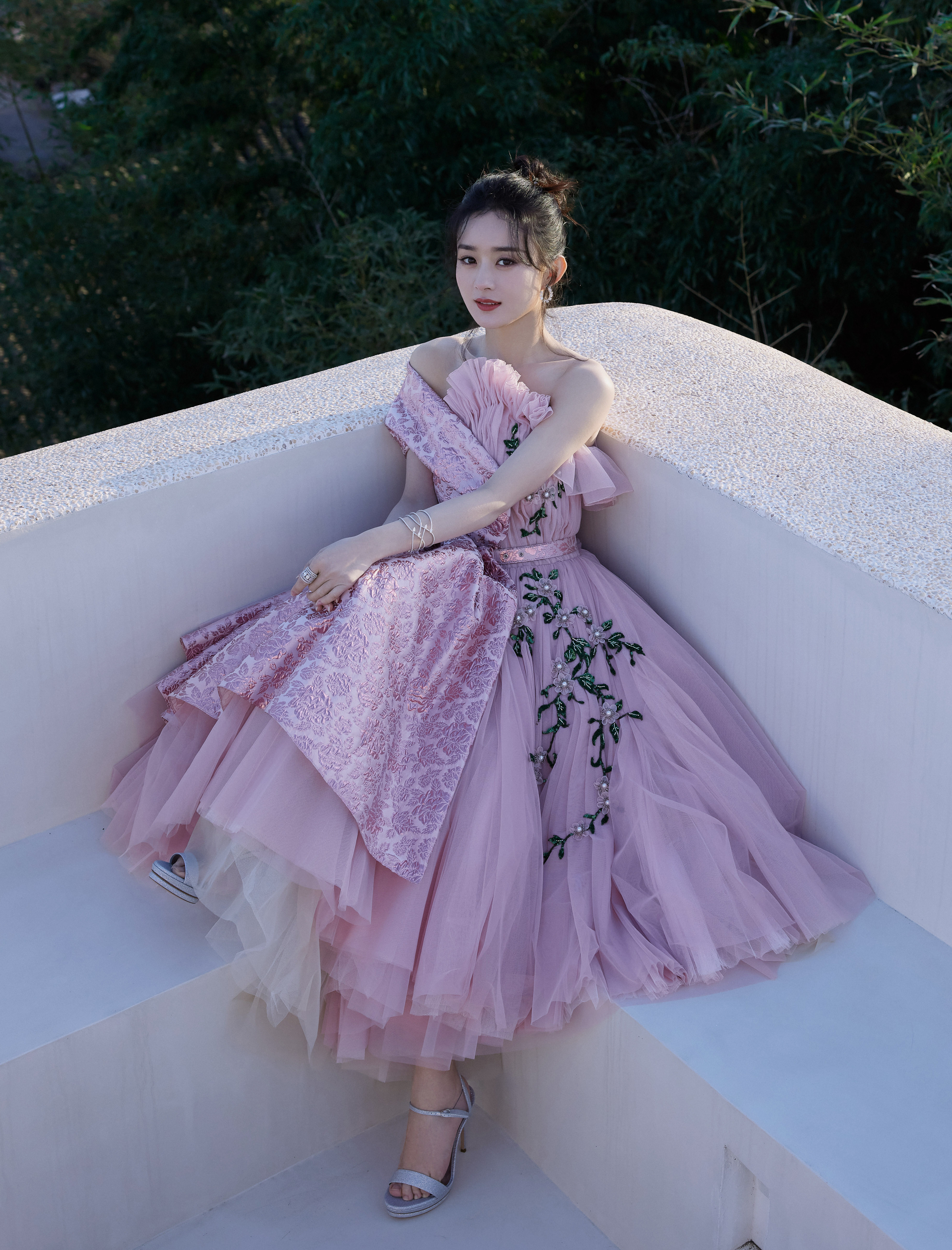 👠赵丽颖赵丽颖流量花榜样知否官博转发赵丽颖