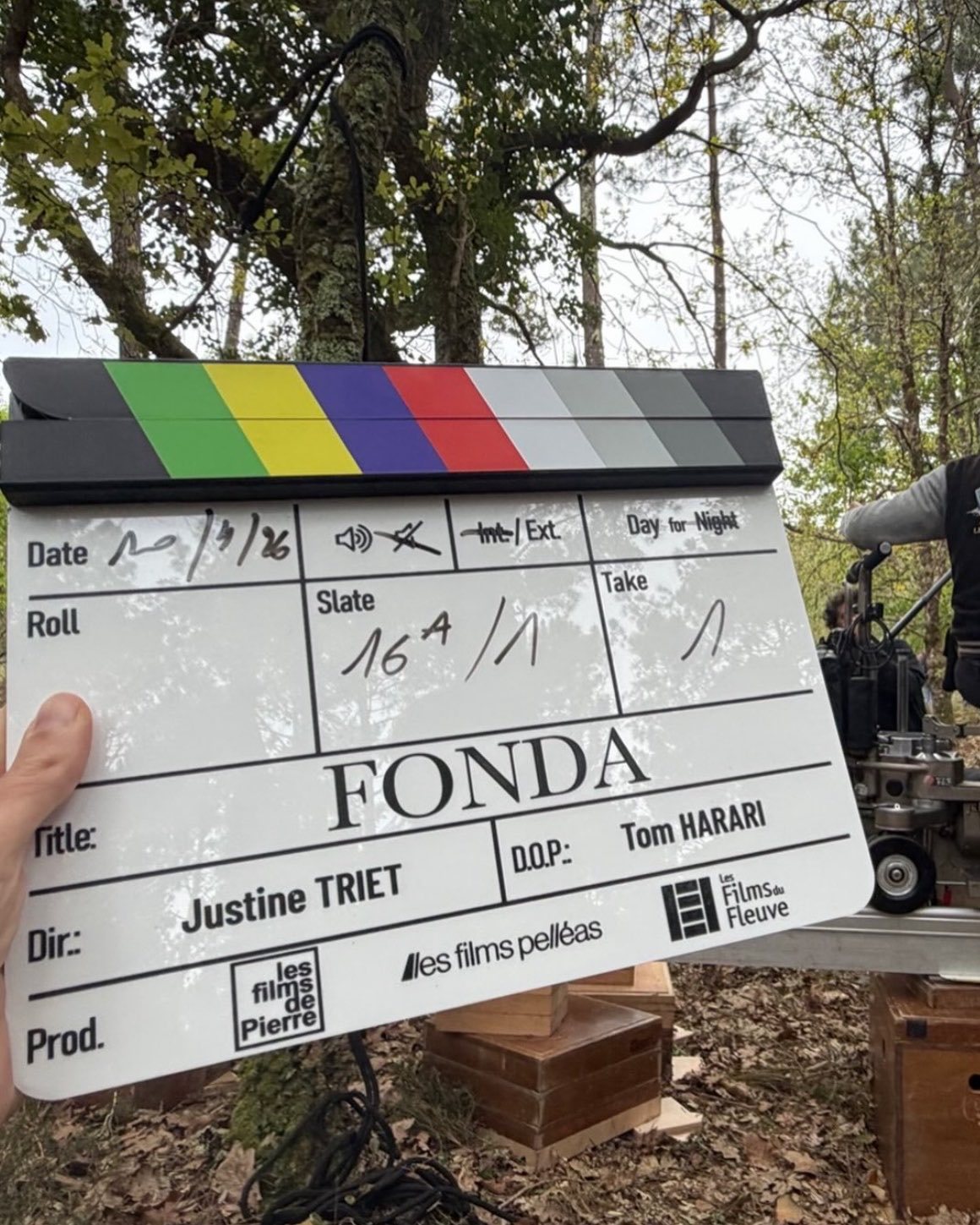 《坠落的审判》导演茹斯汀·特里耶新片《方达》正式开拍了。她的首部英语片，心理惊悚