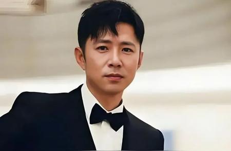 结婚16年不做饭不洗碗，高鑫竟是娱乐圈“宠妻天花板”？家人们，娱乐圈的爱情故事