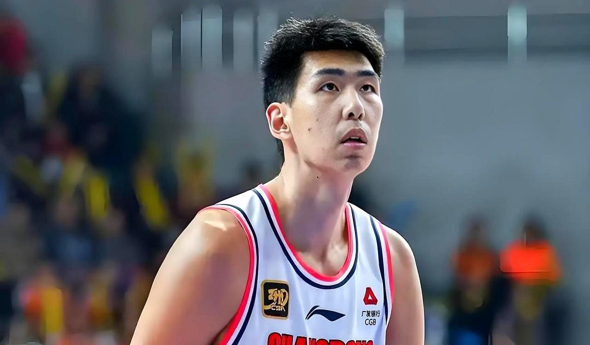 为了你，我推掉了NBA三支球队的试训，拒绝了NCAA的橄榄枝。满腔热血跑回来，结