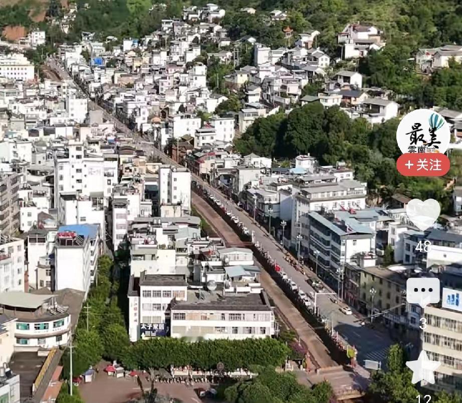 大家都有房子住。关心房子和房价的动机只有一个，能不能投资赚钱。能赚钱，很多人自然