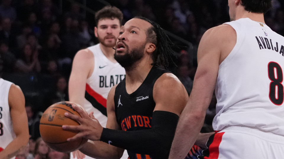 杨瀚森折返跑难挽颓势!开拓者4连败不敌尼克斯,布伦森达成万分里程碑