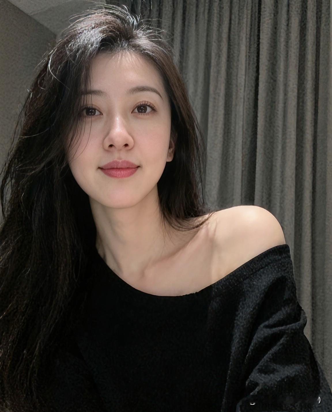 人们常说，爱是自由，爱是尊重，爱是理解。这些理念当然重要，但我觉得，