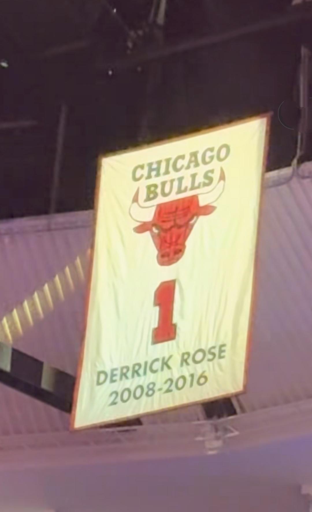 罗斯在公牛效力八年球衣就退役，很多人都不知道多震撼。他是芝加哥人，芝加哥选的