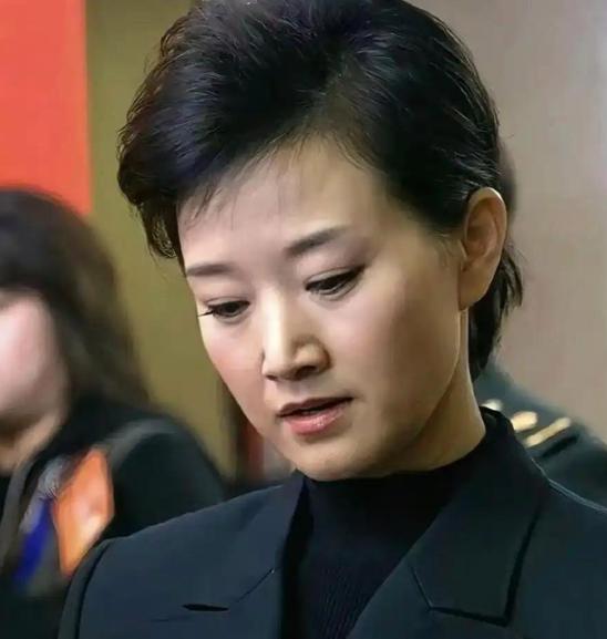 1992年，新婚当晚，宋祖英就坦诚地跟丈夫罗浩说：“我打算不要孩子，做丁克。”这