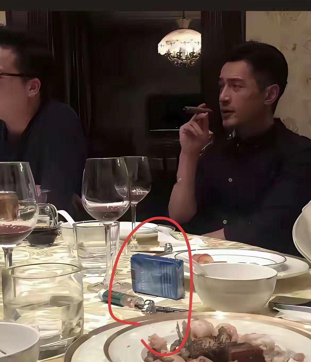 胡歌抽的烟，普通人真的买不起。