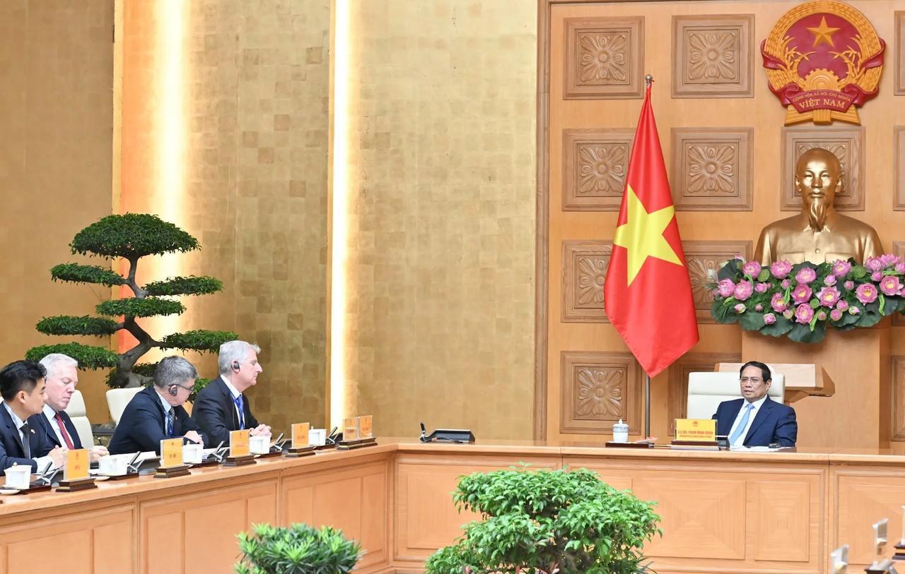 越南终于挺起了腰杆！范明政以听取汇报的形式，会见美国—东盟商务理事会企业代表团，