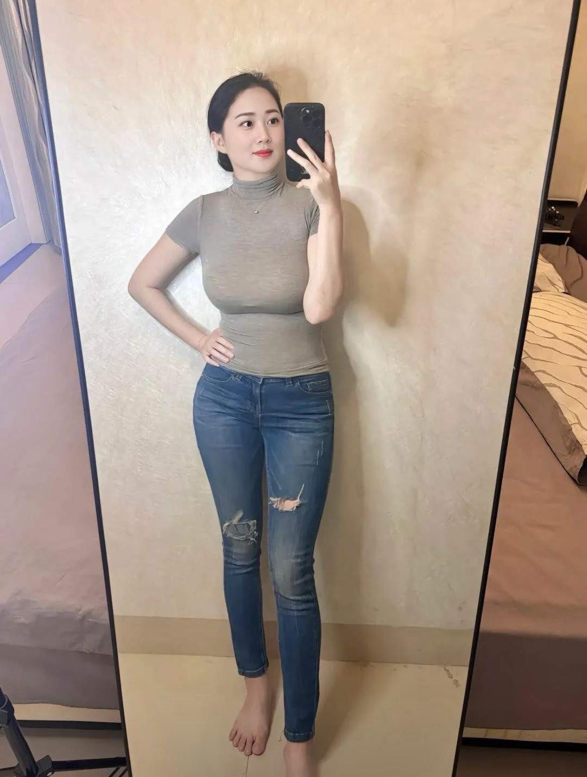 女人不喜欢太软的男人，主要表现在这三个方面。很多男人总疑惑，自己温柔体贴、事