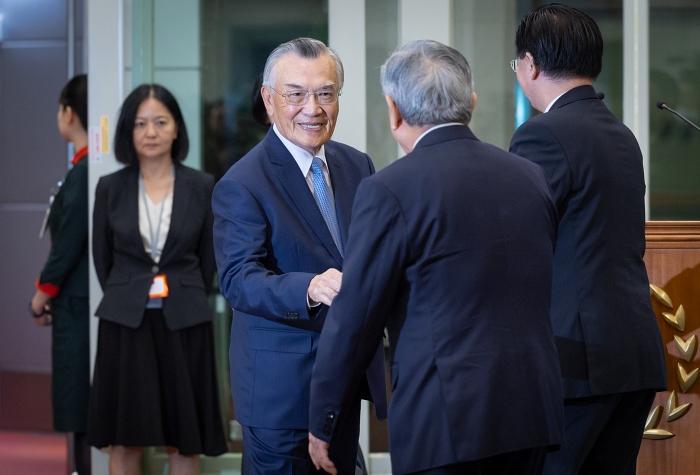 2026年深圳APEC，就是“中国台北”代表的“清算日”！高市早苗会晤林信义的愚