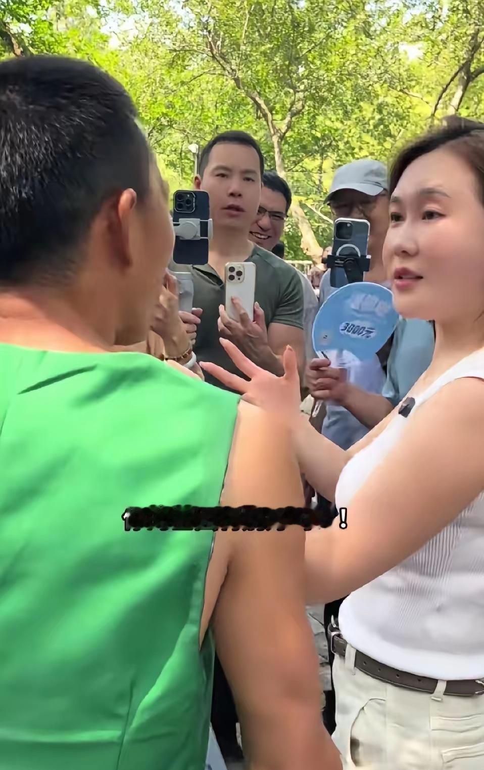 拒收大龄剩女！近日，苏州一家红娘公司发布通知，不再接收35岁以上大龄剩女，原因是