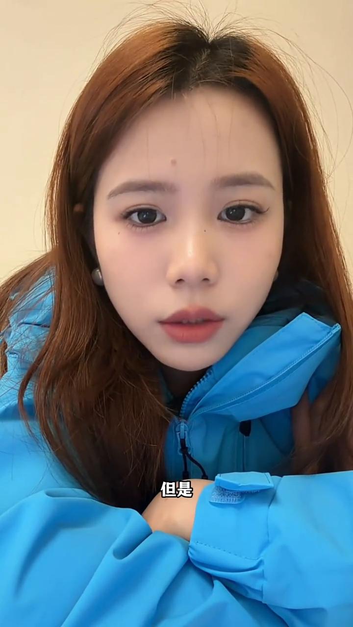 炒股一年本金亏完30个，亏出两种病。超过一年本金基本上亏完了30个，我感觉我现