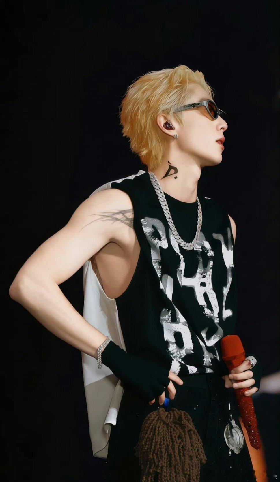 王鹤棣妈妈油炸门店转让承载近二十年烟火气的乐山油炸店要转啦！香辣入味的五花肉、明