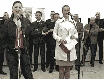 尴尬瞬间，太逗了😄