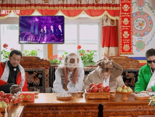 白鹿不愧是坐在路由器上的女人奔跑吧反应速度堪称人间WiFi，热歌热梗样样精通！