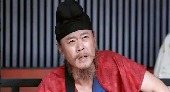 这是电视剧《长安的荔枝》中最荒唐的一幕。岭南刺史何有光的红冠大将军战死，刺史