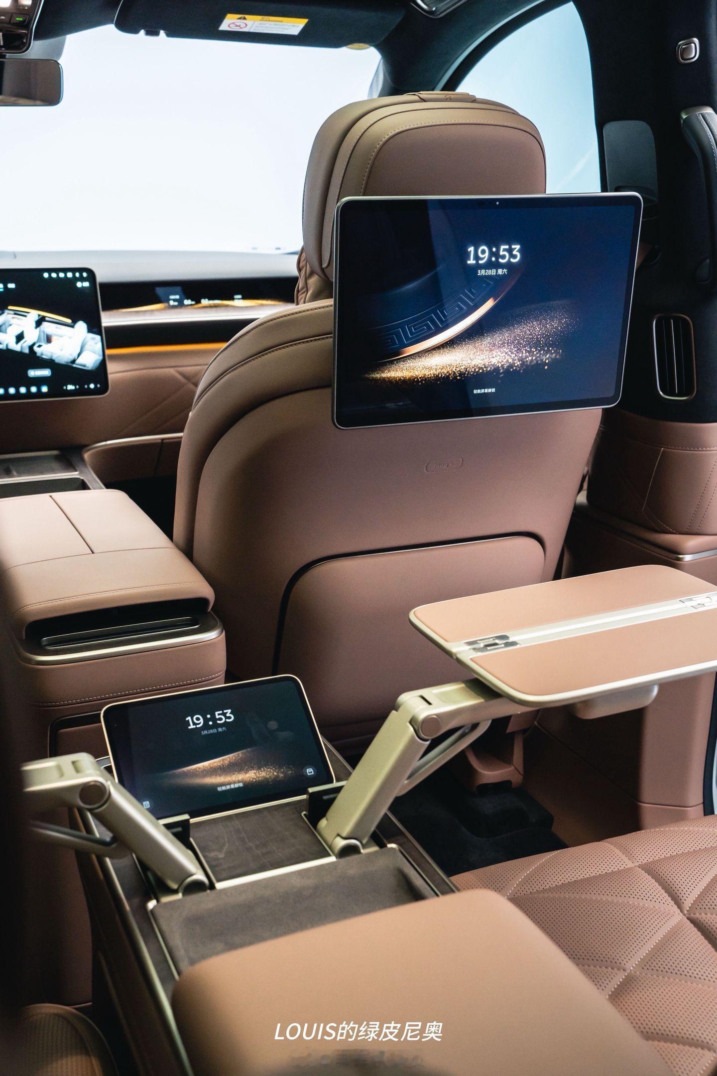 哈哈哈哈，建议打回重提甚至觉得都不用ES9出手👋蔚来es9蔚来es8