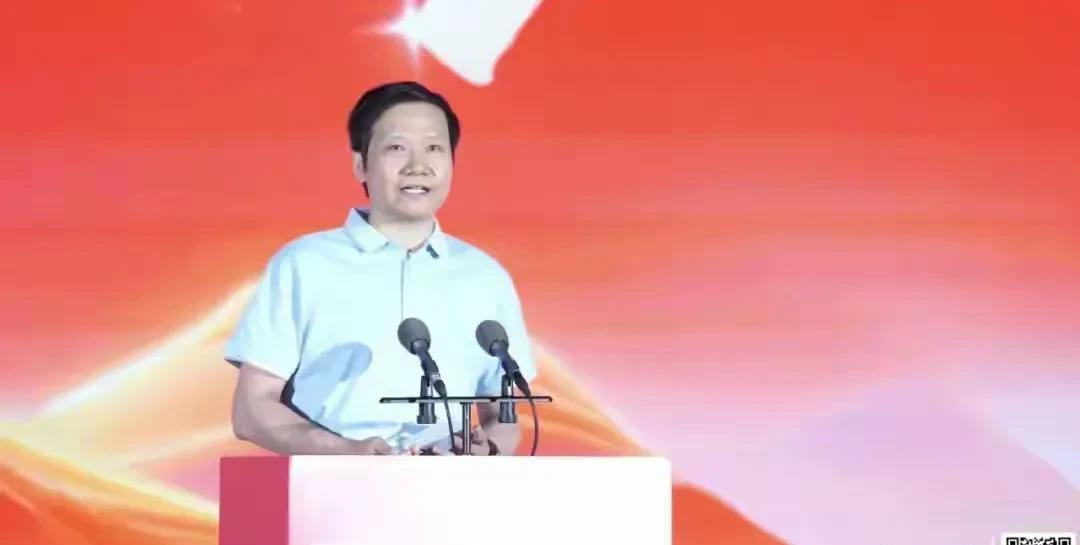 小米集团联合创始人们目前近况：雷军：目前还是集团董事长和CEO林斌：目前是集