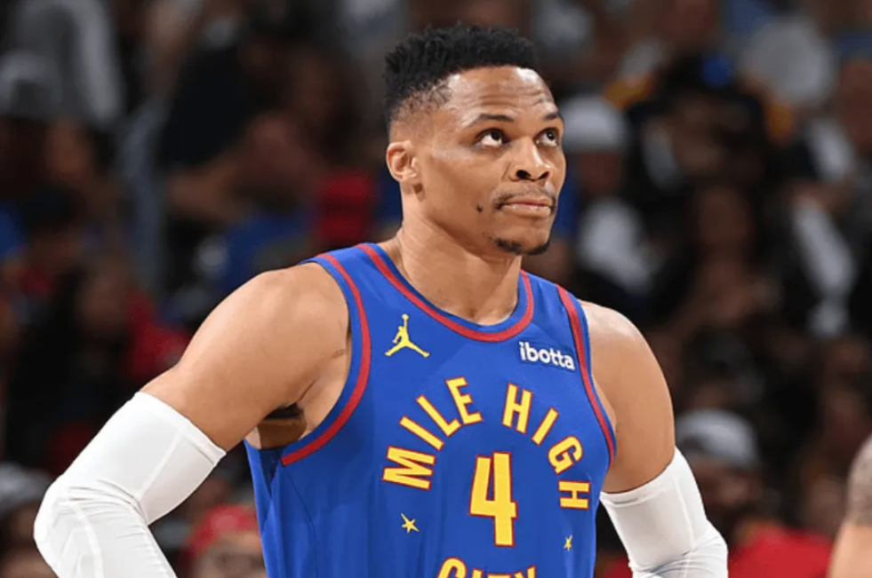 进攻高效防守积极，这是否是威少近几年最佳的系列赛？今日NBA季后赛，系列赛抢