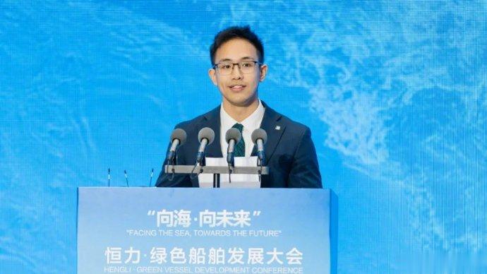 24岁江苏首富之子拟掌舵, *ST松发转型迎来400亿新董事