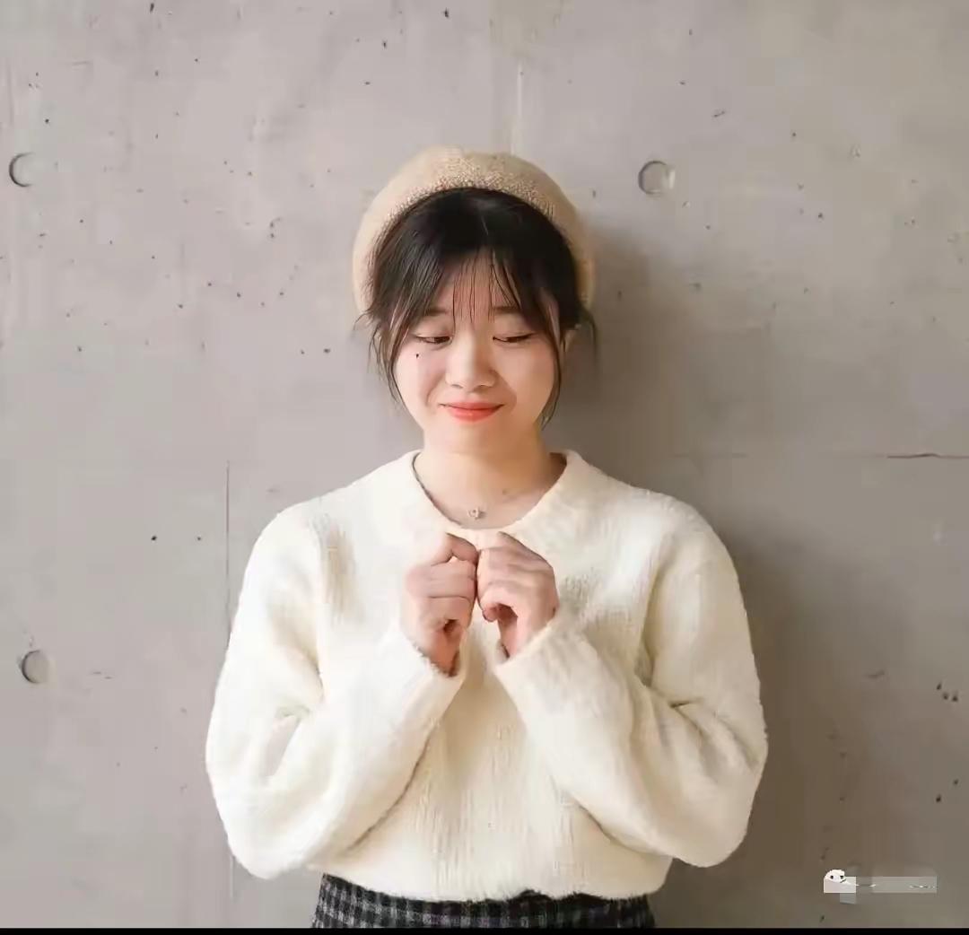 对不起董事长以前是大家误会你了，此时此刻大家都欠董明珠一个道歉。还记得之前