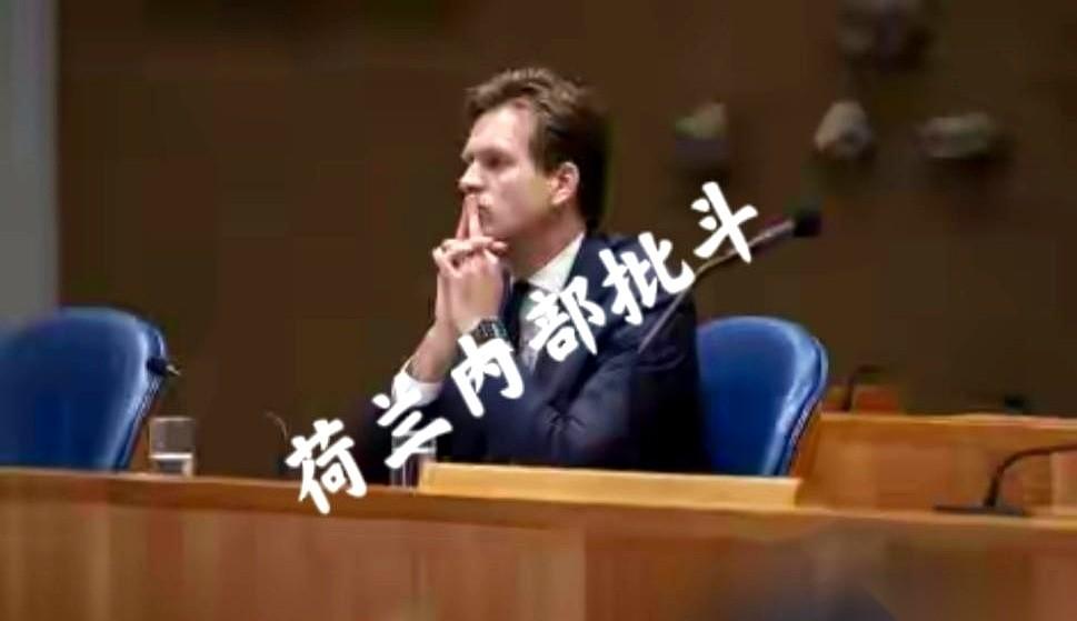 这事儿简直就是个段子。就好比下象棋，你兴冲冲把一个“車”直接开到人家“象”眼底