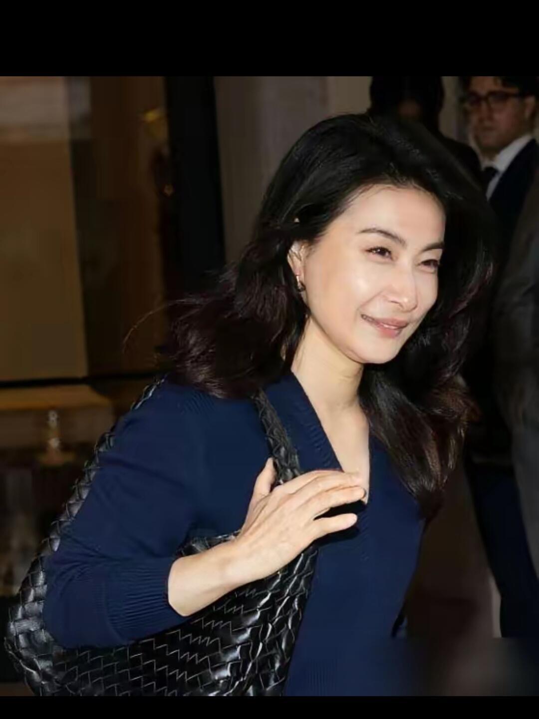 郭晶晶正式辟谣霍启山婚讯传闻此前全网疯传霍启山与演员娜然定于今年11月在三