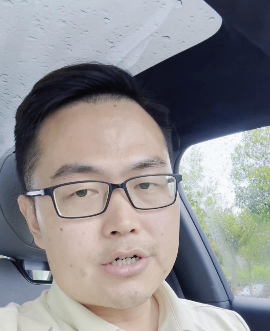 日产N7每天有400台大定订单。今天是6月16号，刚好是日产的厂庆。在这一天