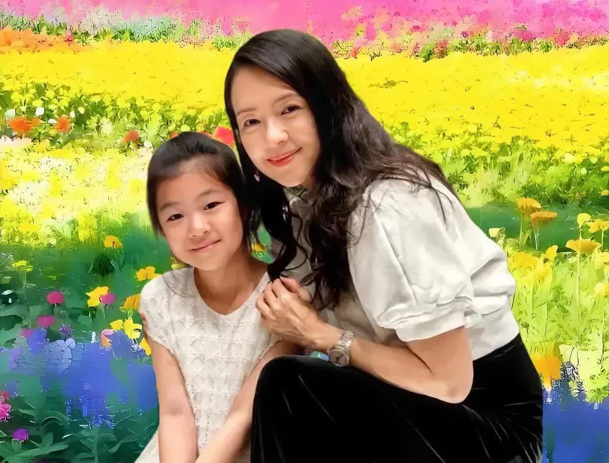 我有一种强烈的预感汪峰应该又要被骂上热搜了章子怡陪子女过儿童节，汪峰却跑
