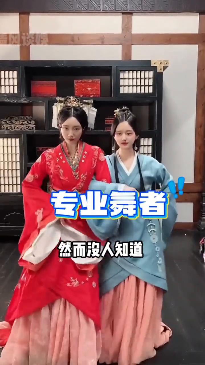 最强黑马张月。明明是专业演员，为何张月凭505票成为浪姐最强黑马？很多人对她的