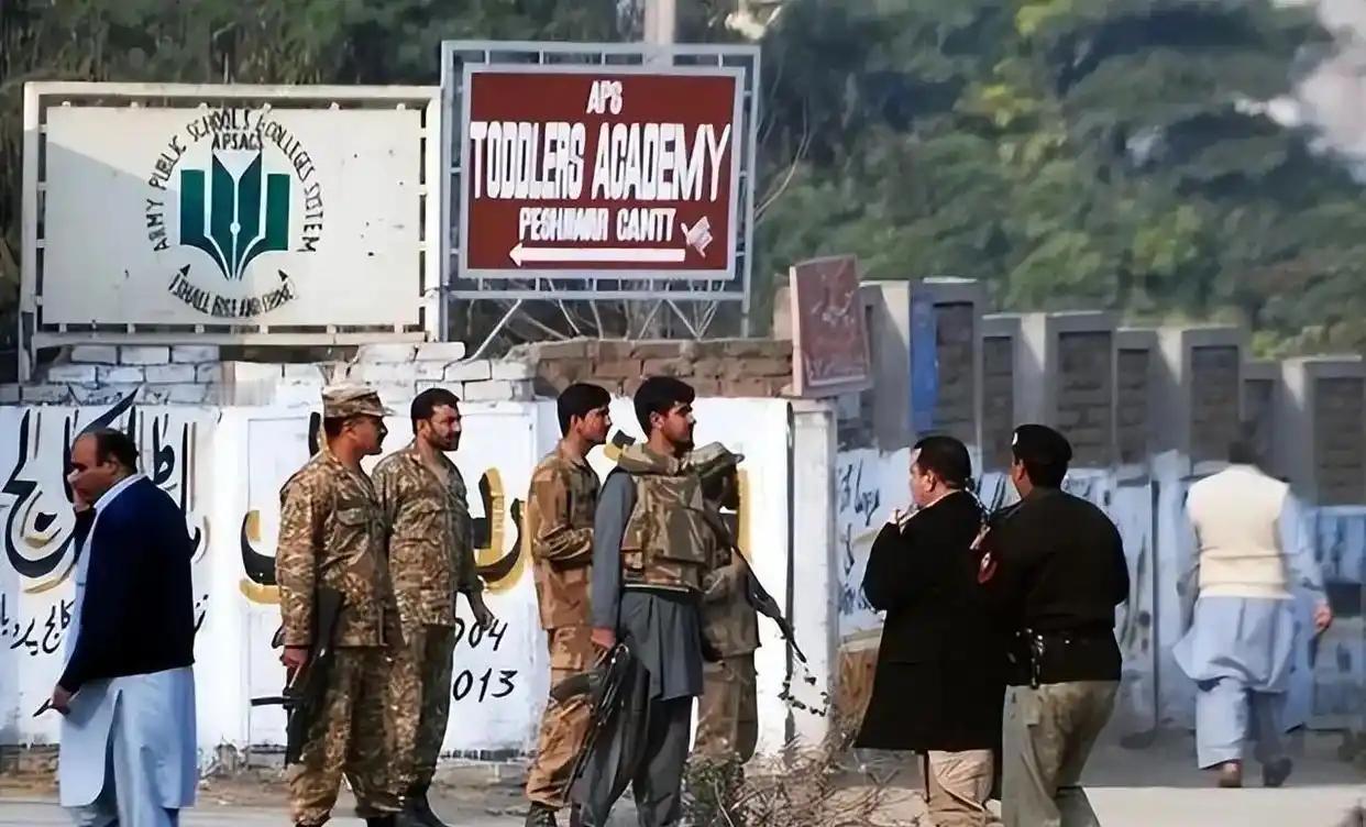 巴铁真怒了！亮出全套“中国造”划下红线：以色列飞机敢来，见一架打一架！南亚的