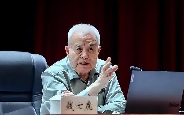 国外军事专家说，若美俄打起来，全球会有50亿人死亡。但如果美国和中国爆发核战情况