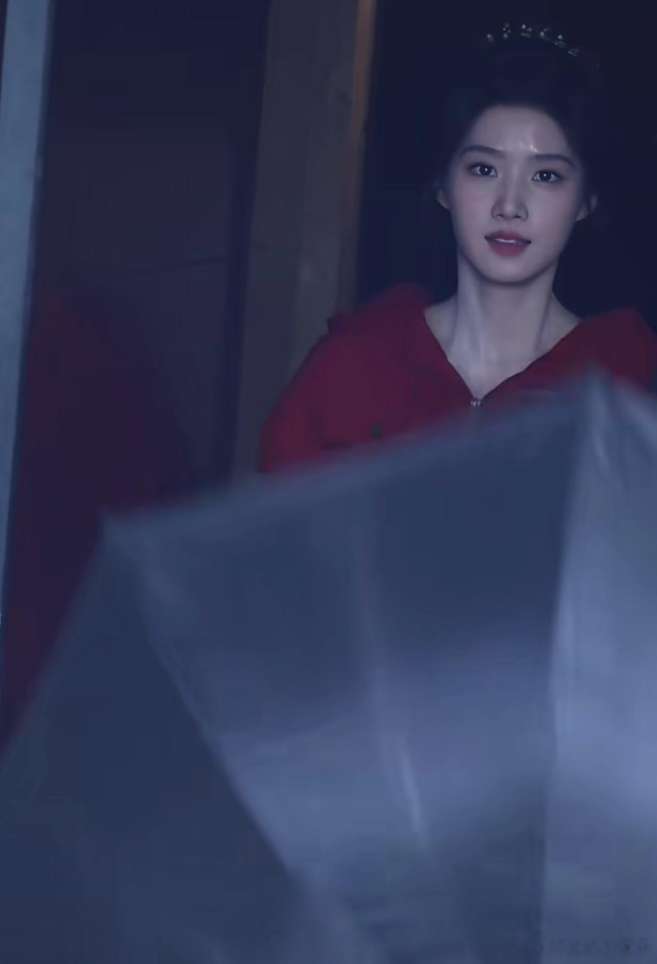 窝趣，卢昱晓已经漂亮成这样了