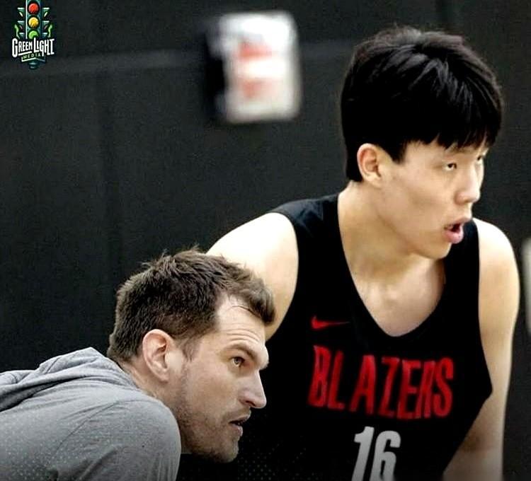 老帅一走，天塌了？没那么玄乎。开拓者换教练，新来的斯普利特，是真练过中锋的—